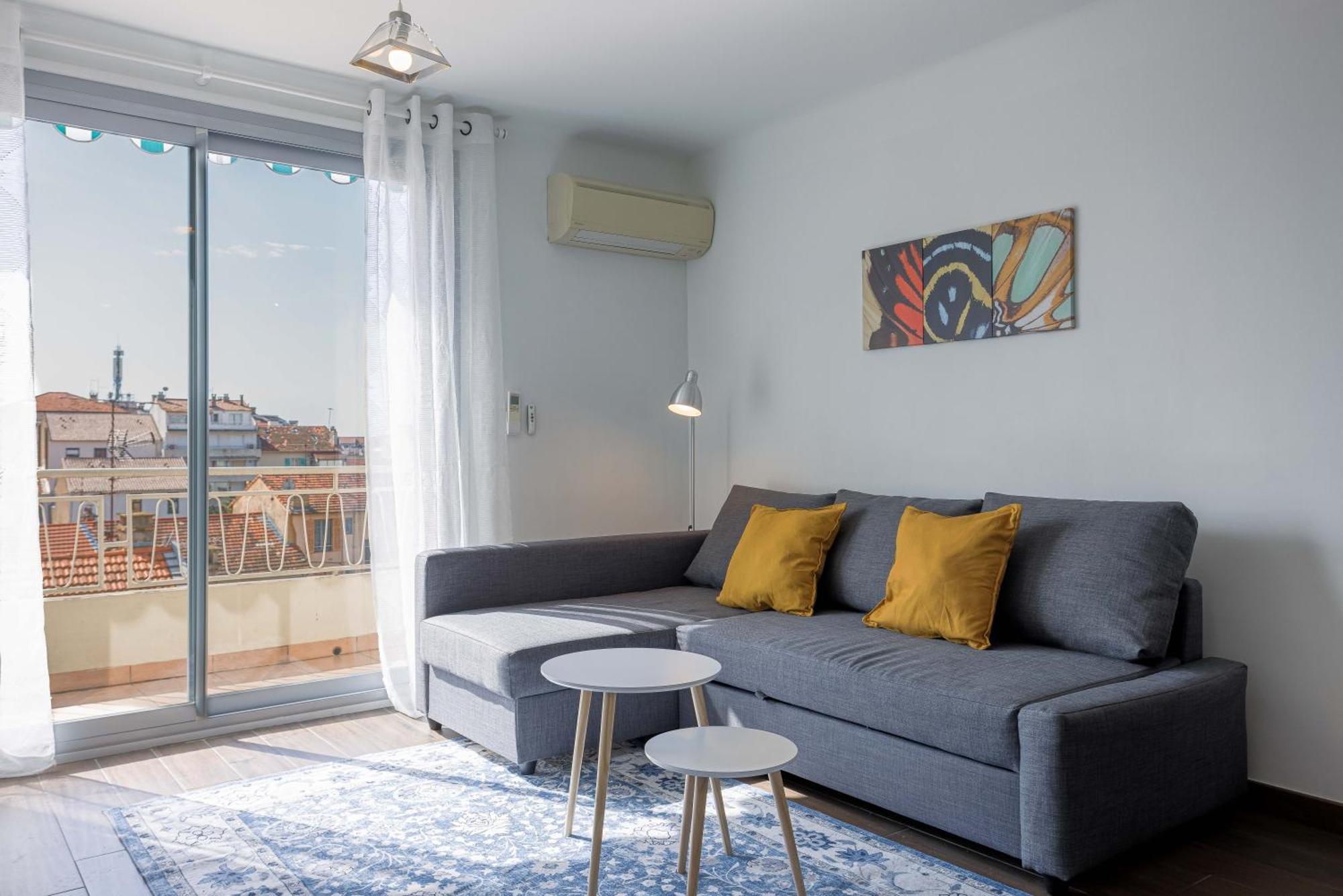 Diplomate - 2 Chambres, 15mn Du Palais, Charmant, Balcon, Clim * Cannes