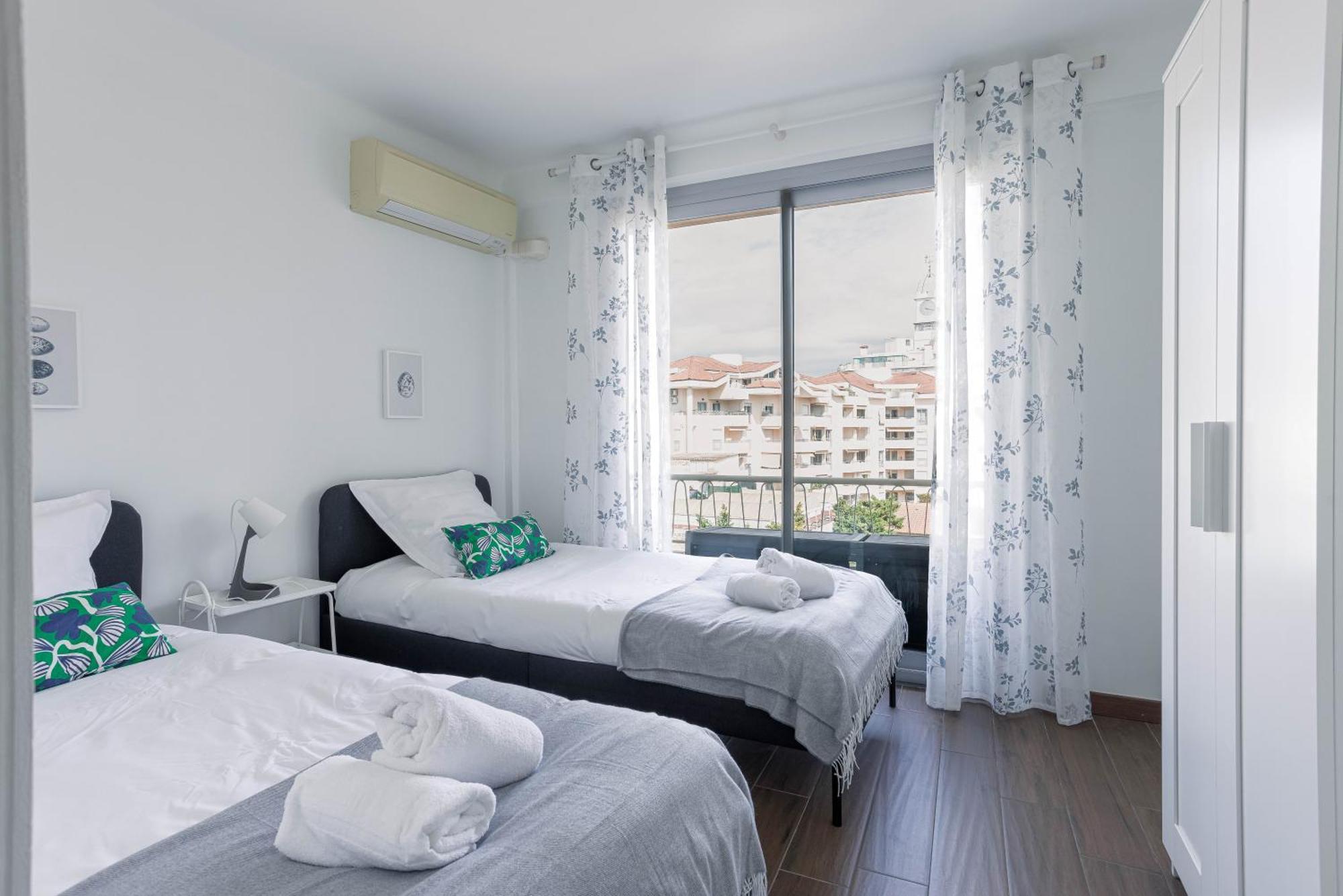 Diplomate - 2 Chambres, 15mn Du Palais, Charmant, Balcon, Clim Cannes