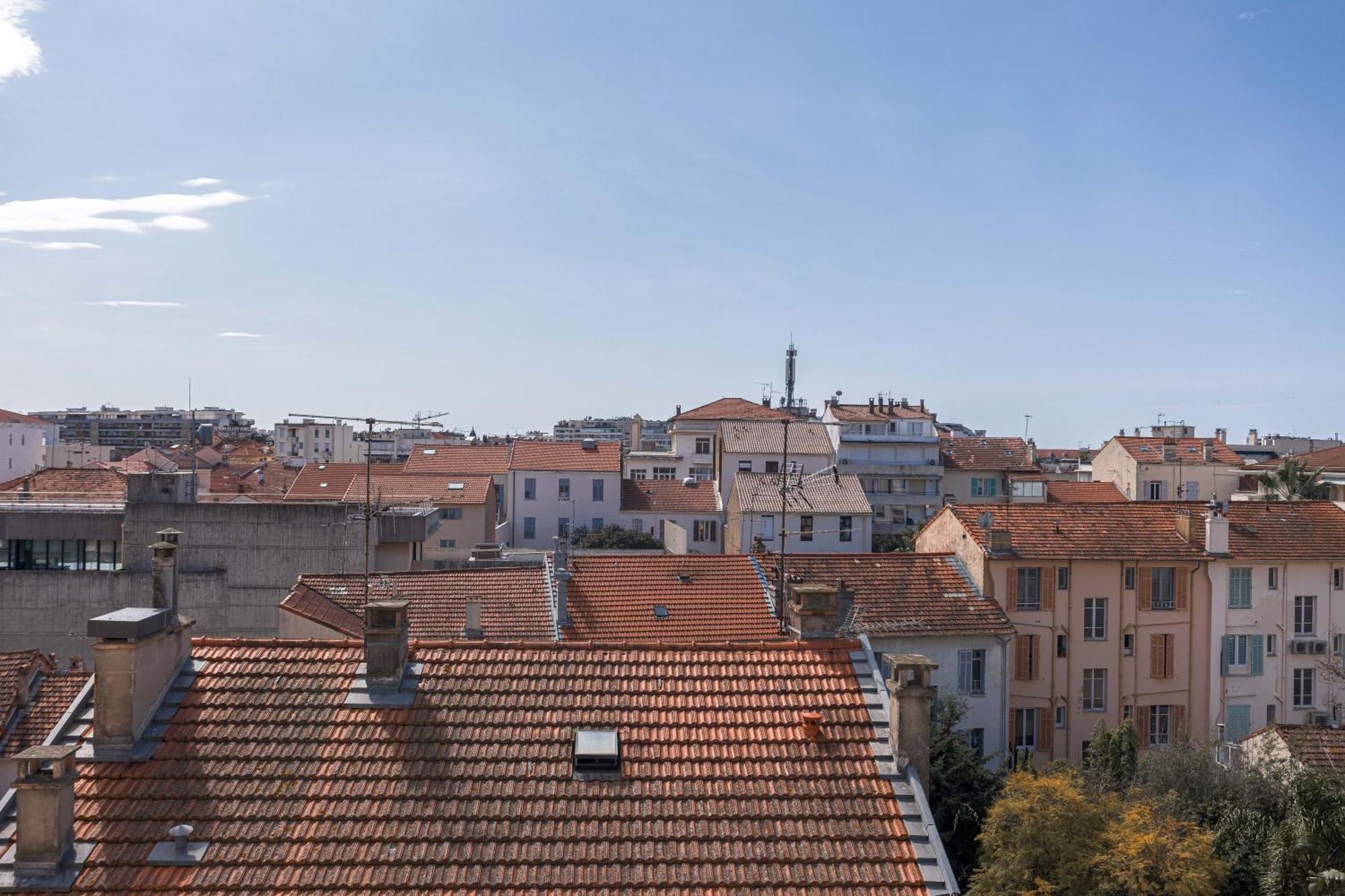 Diplomate - 2 Chambres, 15mn Du Palais, Charmant, Balcon, Clim * Cannes